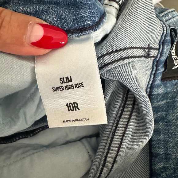 Express Slim High Rise Pre Wash Blue Jeans Classic Style - Picture 4 of 5